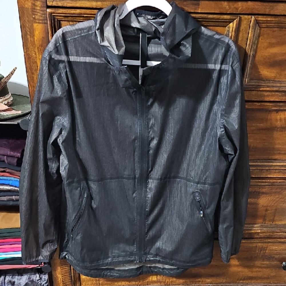 Lululemon Womens Sz 8 Black Widbreaker Jacket! Excellent Condition. #Lululemon
